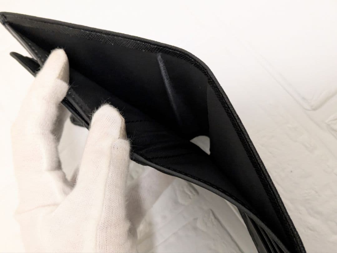 【新品未使用】Vivienne Westwood 二つ折り財布 943VW626