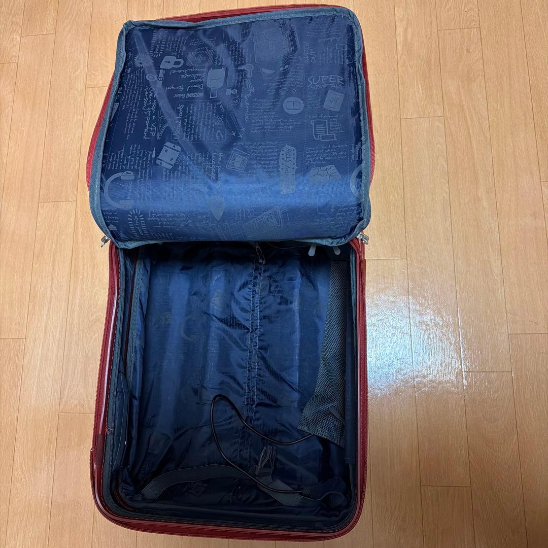 フリークエンター　キャリーケース