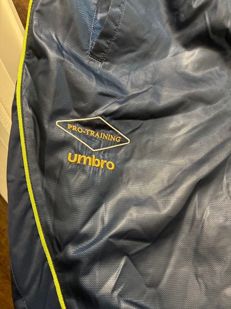 UMBRO インシュレーションピステ ウィンドブレーカー O 上下 セットアップ