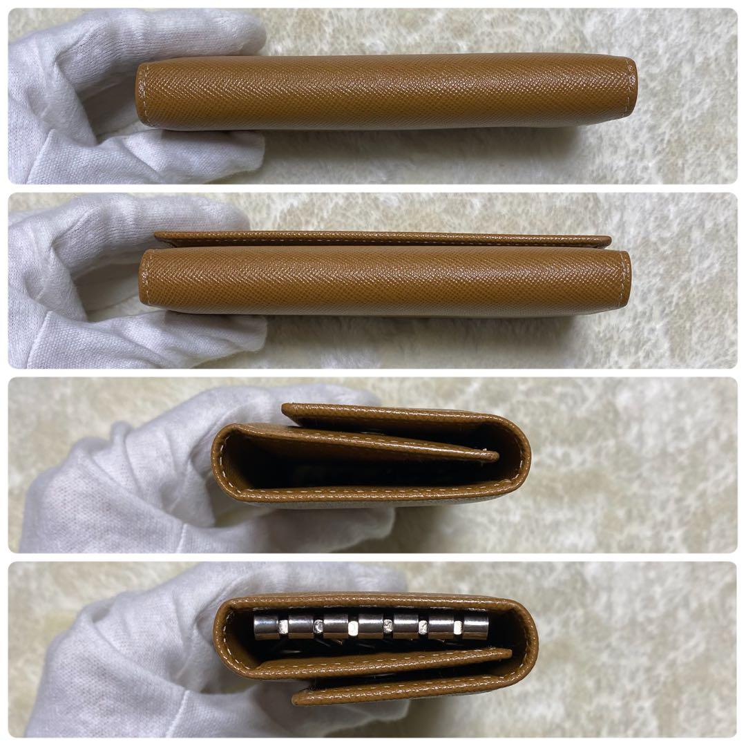 付属品完備❗️新品未使用✨プラダ6連キーケース　サフィアーノレザー　茶系ロゴ型押し