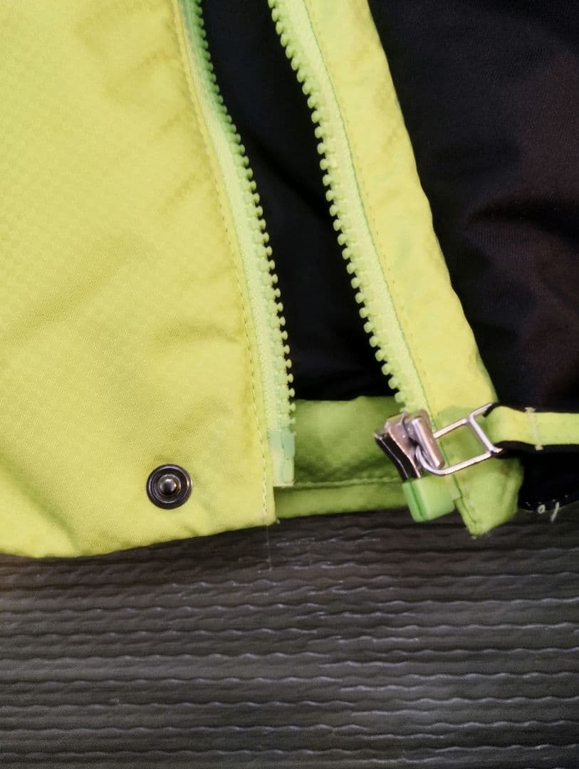 スキーウェア　上下セット　Mサイズ