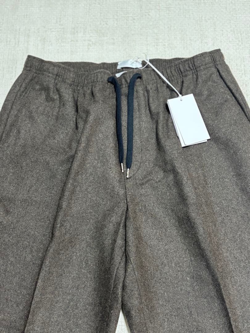 【SAUNAMAN様新品未使用】セラードアー ALFRED COULISSE