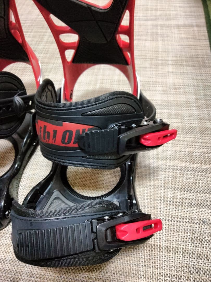 スノーボード ビンディング　tow b one M/L　新品