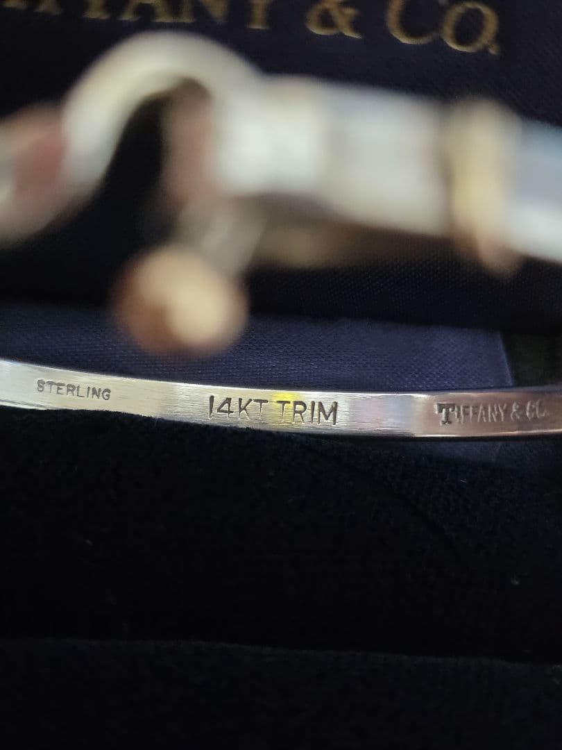 最終値下げ Tiffany & Co. フックデザイン バングル