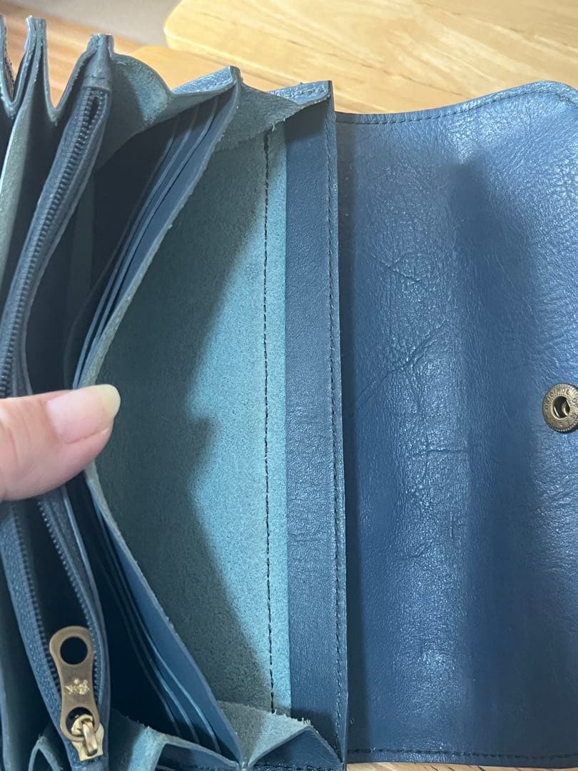 Lemon イルビゾンテ 長財布 ブルー系 ネイビー系 ロゴ型押し 収納多