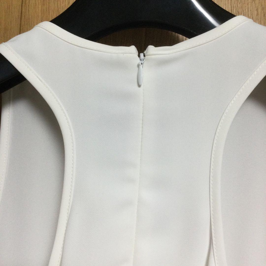 【新品未使用】UN3D レイヤードポケットタンクトップ ホワイト 36