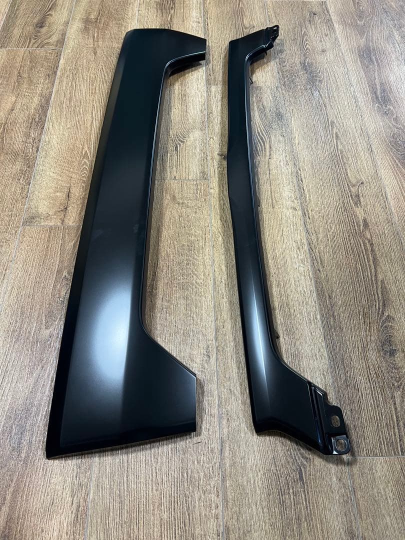 ハイエースアースカラーパッケージ純正グリル新車外しマットブラック