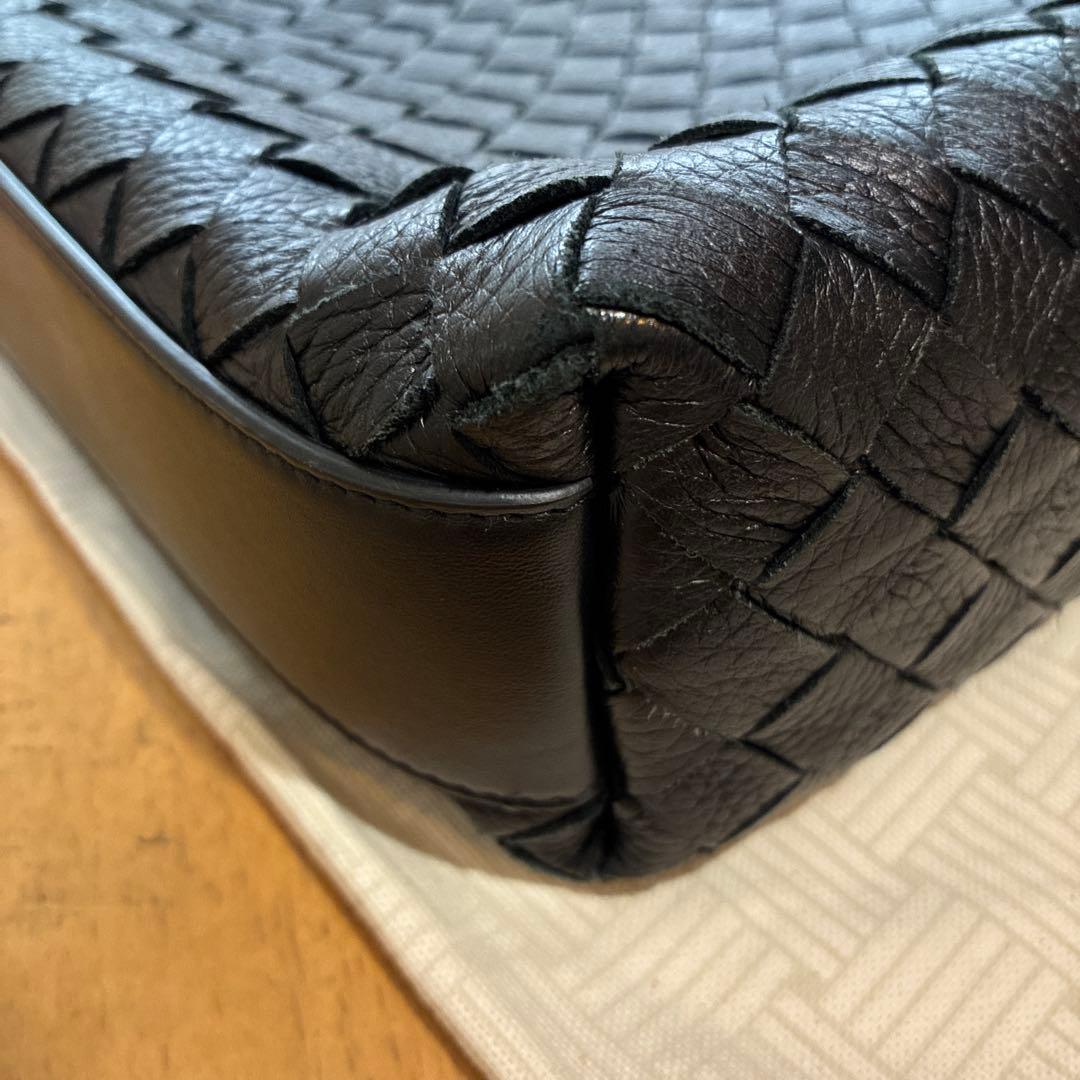 ボッテガヴェネタ　スモールトラベラー　ショルダーバッグ