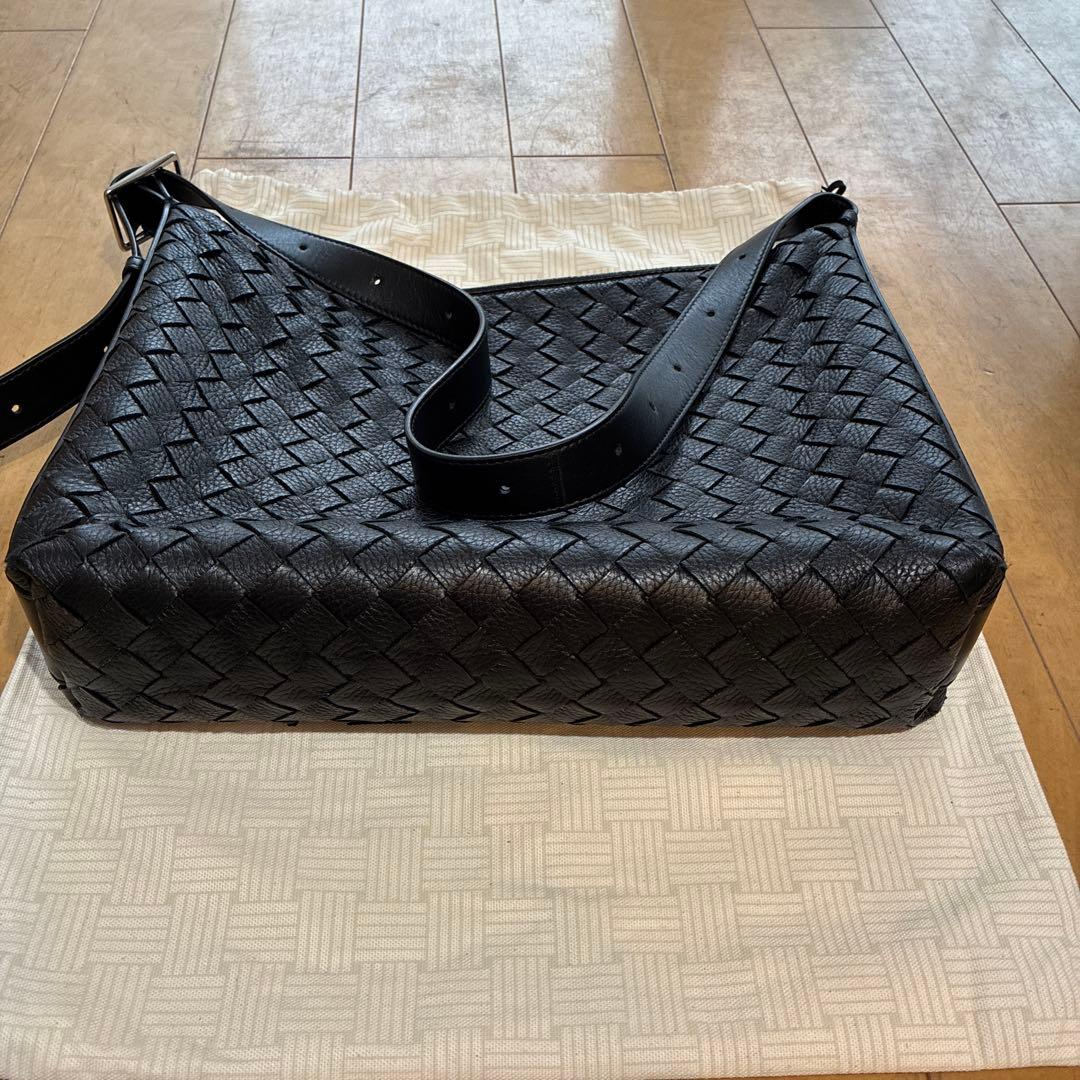 ボッテガヴェネタ　スモールトラベラー　ショルダーバッグ