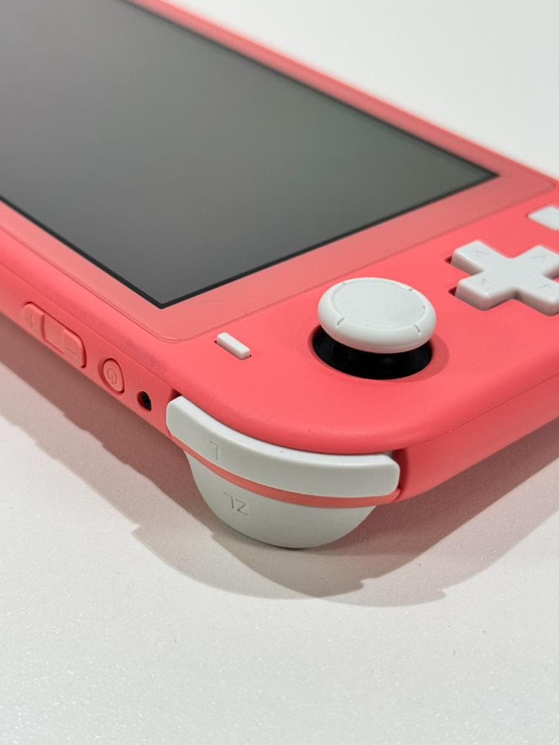 Nintendo Switch Lite コーラルピンク　保護カバーおまけ