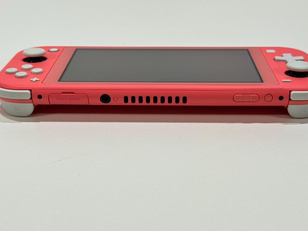 Nintendo Switch Lite コーラルピンク　保護カバーおまけ