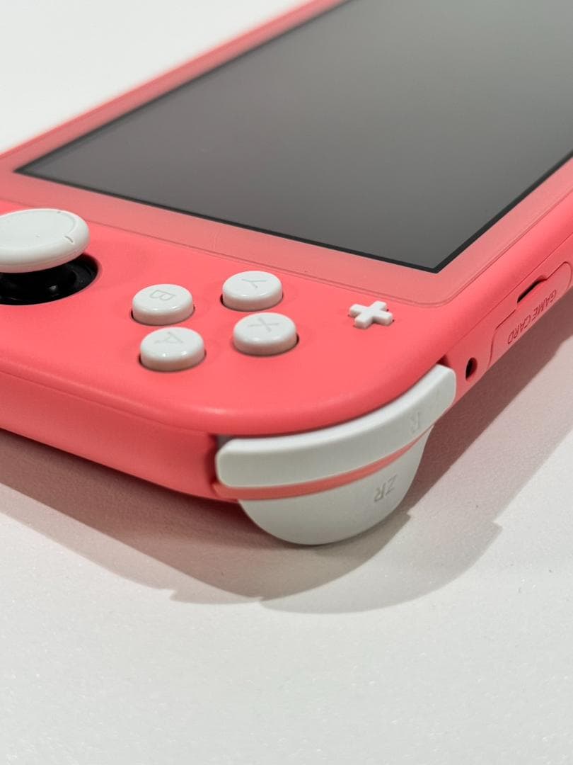 Nintendo Switch Lite コーラルピンク　保護カバーおまけ