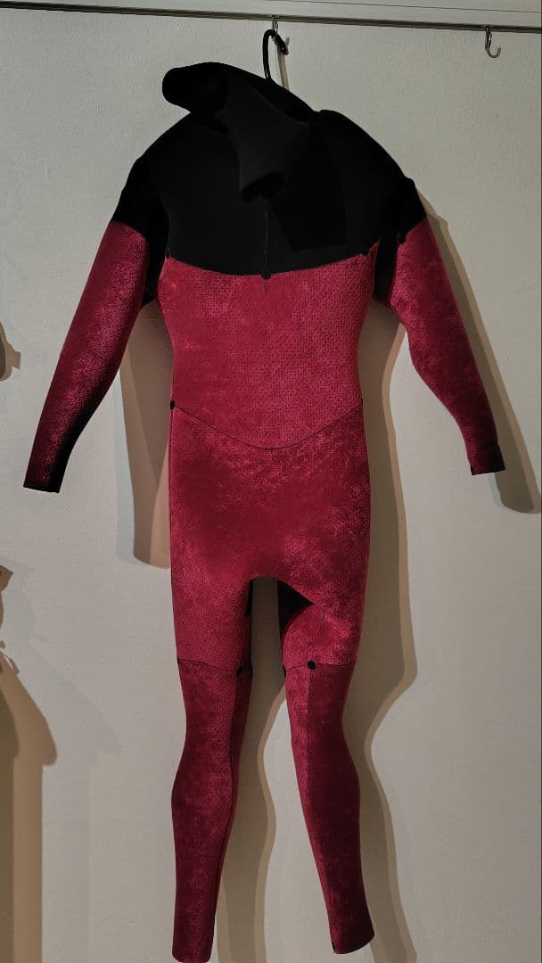 ウエットスーツ2着