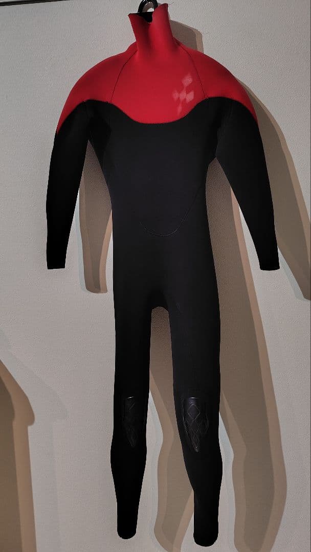 ウエットスーツ2着