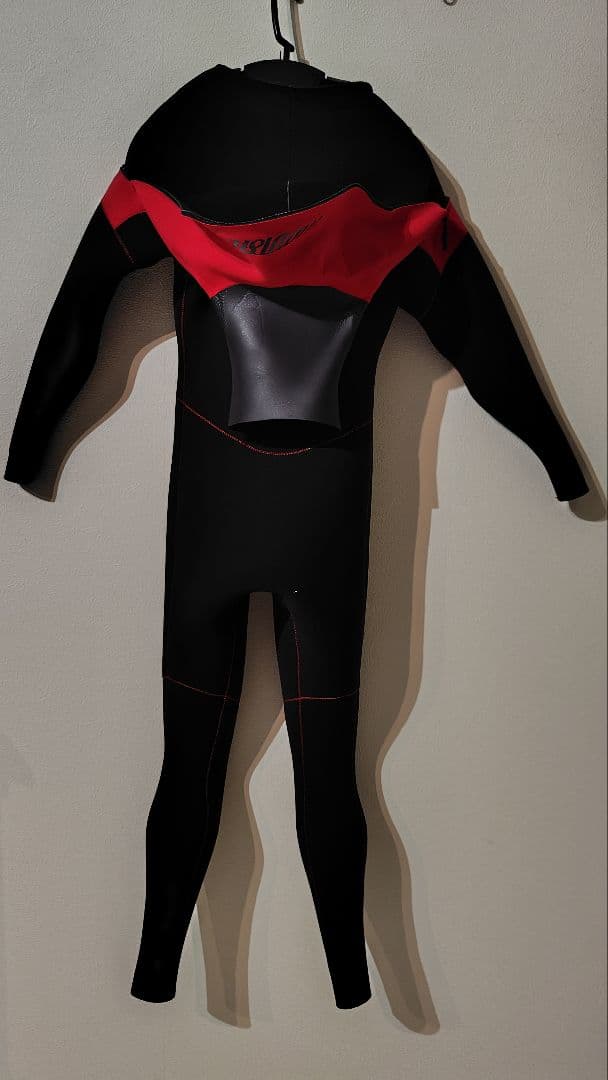 ウエットスーツ2着