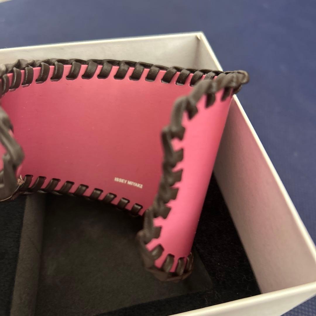 イッセイミヤケバングルお値下げします