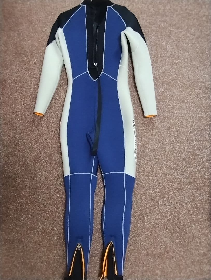 ★オーダーメイドウェットスーツ★セミドライ　サイズL 1度のみ使用