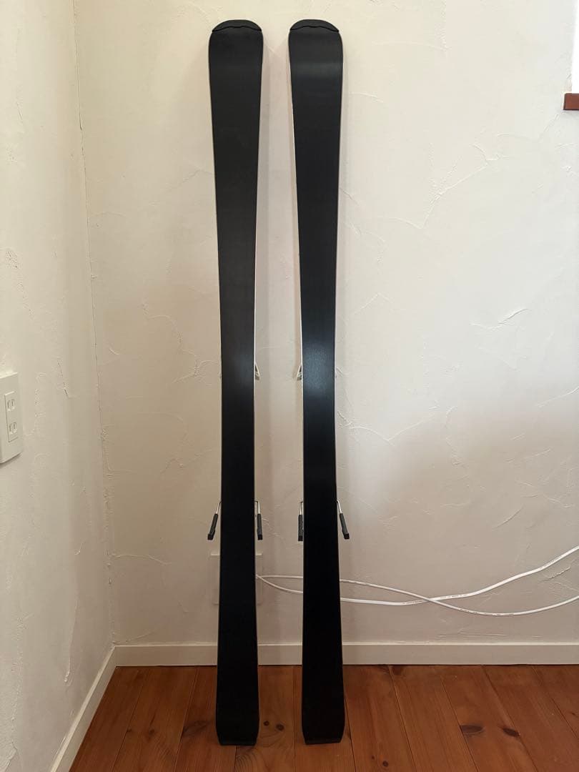 ATOMIC ジュニア スキー 140cm ビン付 ストック100cm