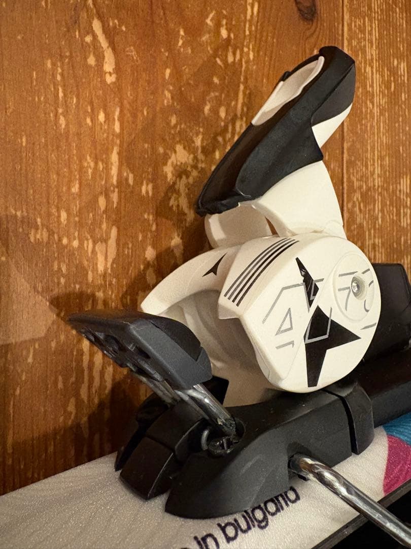 ATOMIC ジュニア スキー 140cm ビン付 ストック100cm