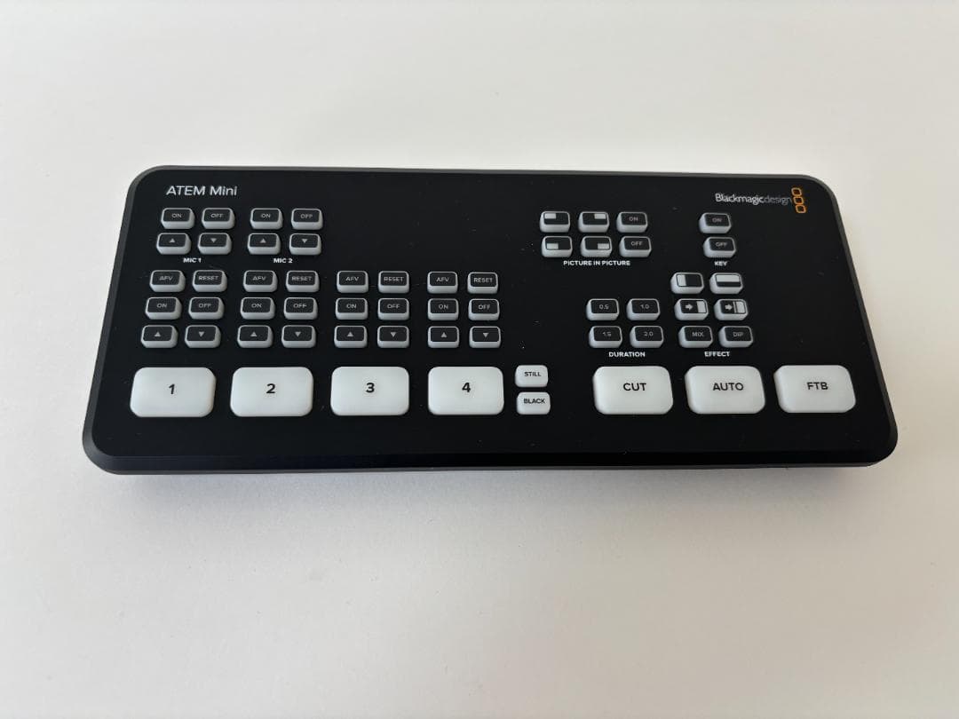 ATEM Mini Blackmagic Design スイッチャー