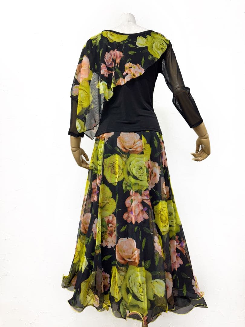 【ファンシー】新品　社交ダンス　イエロー花柄セットアップ黒　ｄ5104