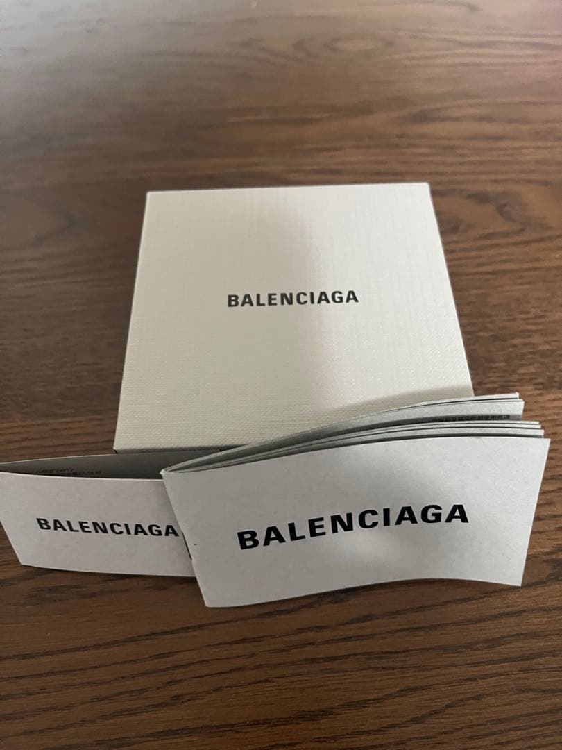 BALENCIAGA ロゴ入り ブラック ヘアピン