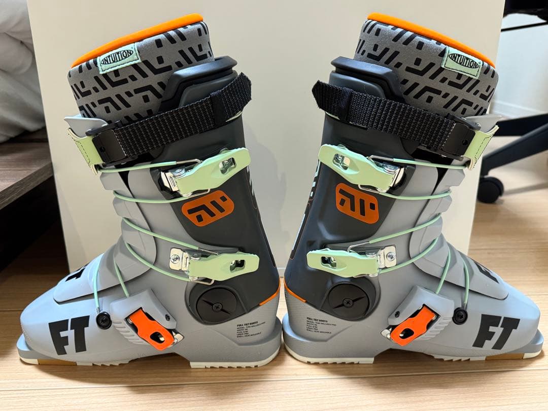 スキー FULL TILT TOM WALLISCH PRO 25.5cm