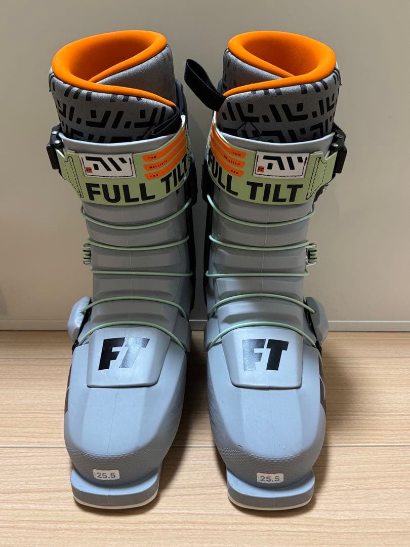 スキー FULL TILT TOM WALLISCH PRO 25.5cm