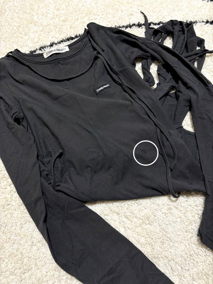 ゆ*り様 PRANK PROJECT ラッフルヘムアシメトップ チャコールグレー