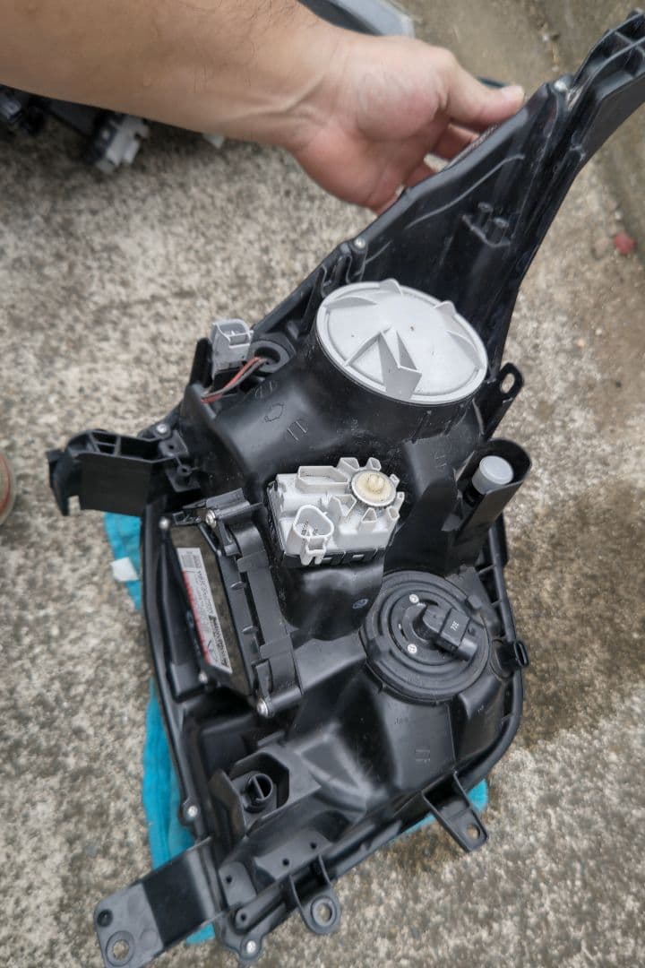 L175S ムーブ　ヘッドライト左右セット