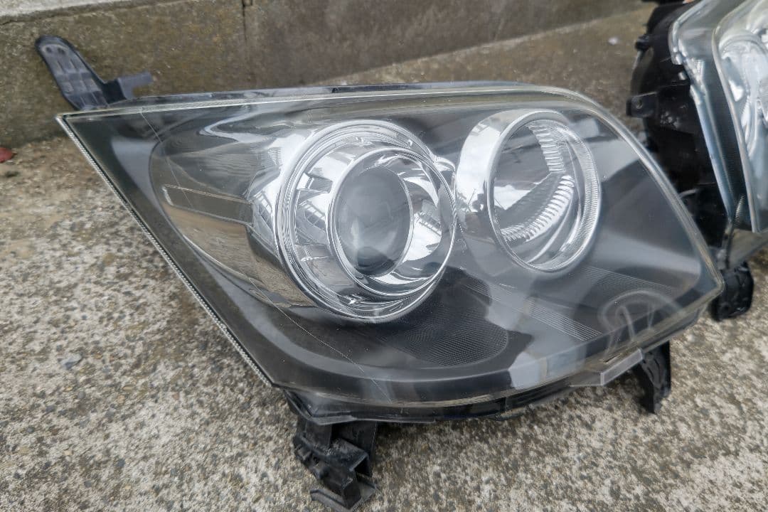 L175S ムーブ　ヘッドライト左右セット