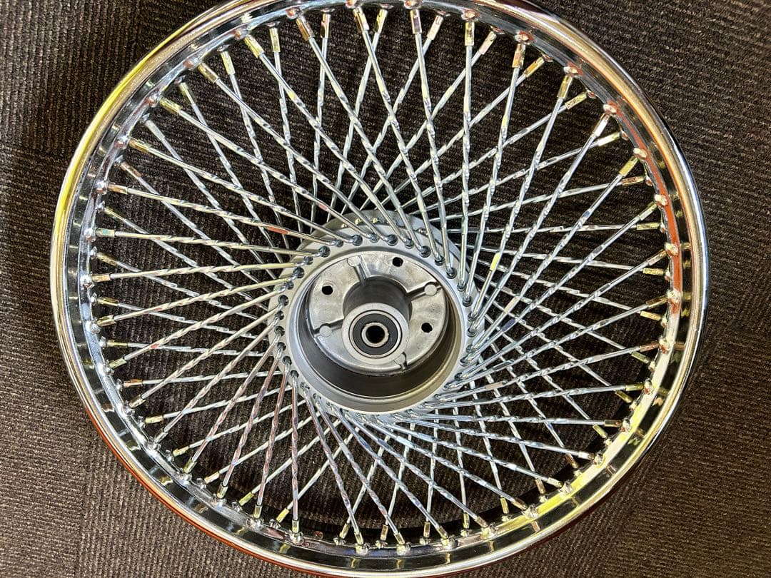 【スーパーカブ向け　ツイストスポークホイール 前後セット】