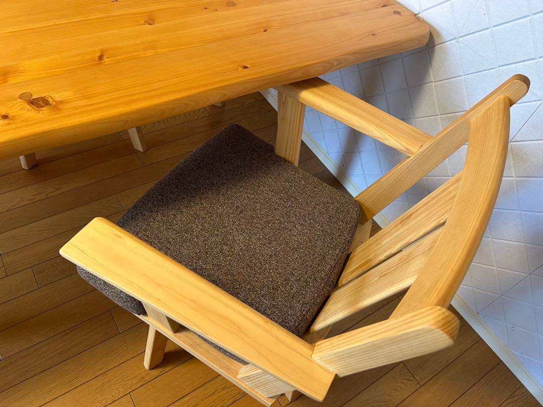 ☆ダイニングチェア 椅子　回転　アーム付き　肘置き　二脚目