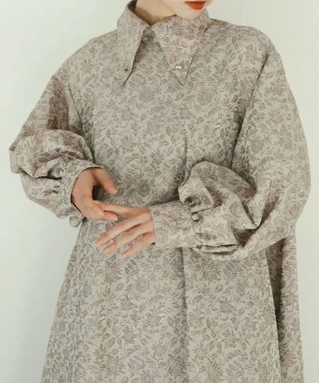 foufou ジャカードボタンダウンワンピース