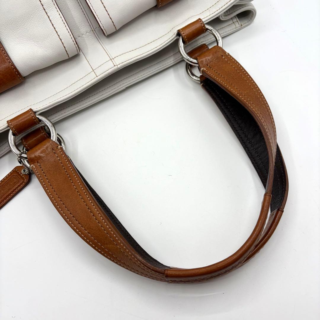 バッグ COACH soho double pocket tote bag White