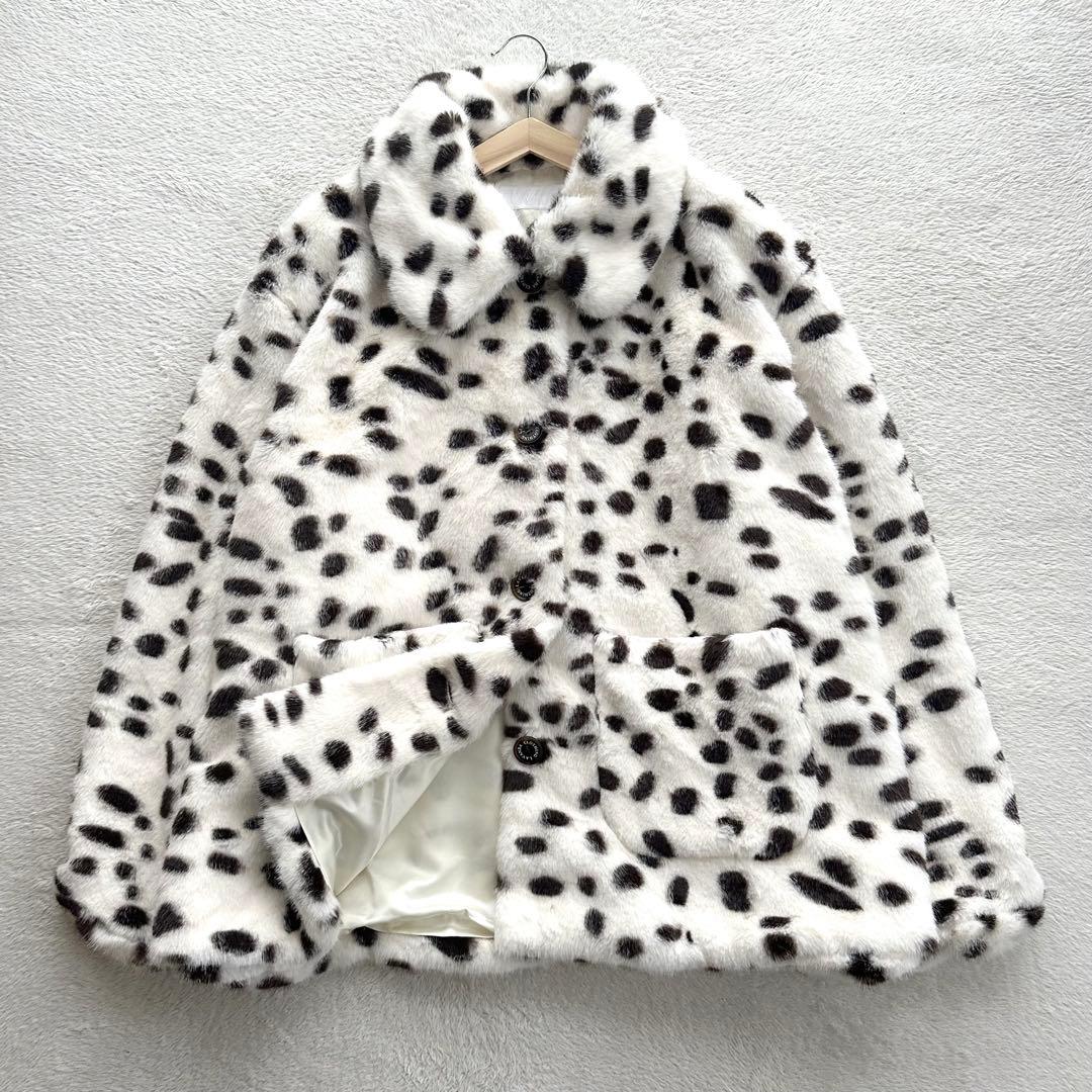 美品 LAVANDA 宇野実彩子 ダルメシアン BIGポケットファージャケット