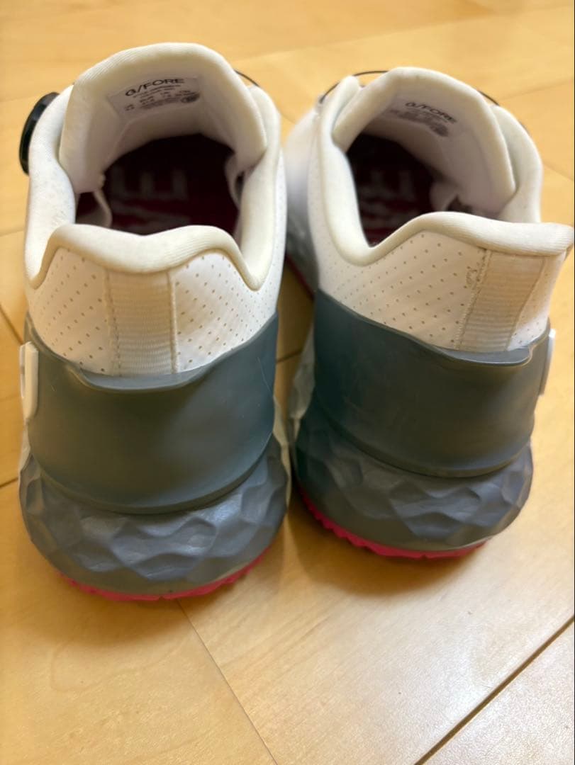 G/FORE ホワイト/ピンク25.5センチ26センチ　ジーフォア