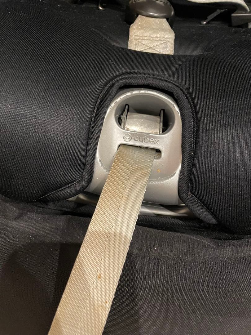 J*r様 cybex SIRONA シローナ　チャイルドシート ブラック