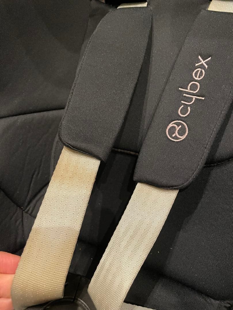 J*r様 cybex SIRONA シローナ　チャイルドシート ブラック