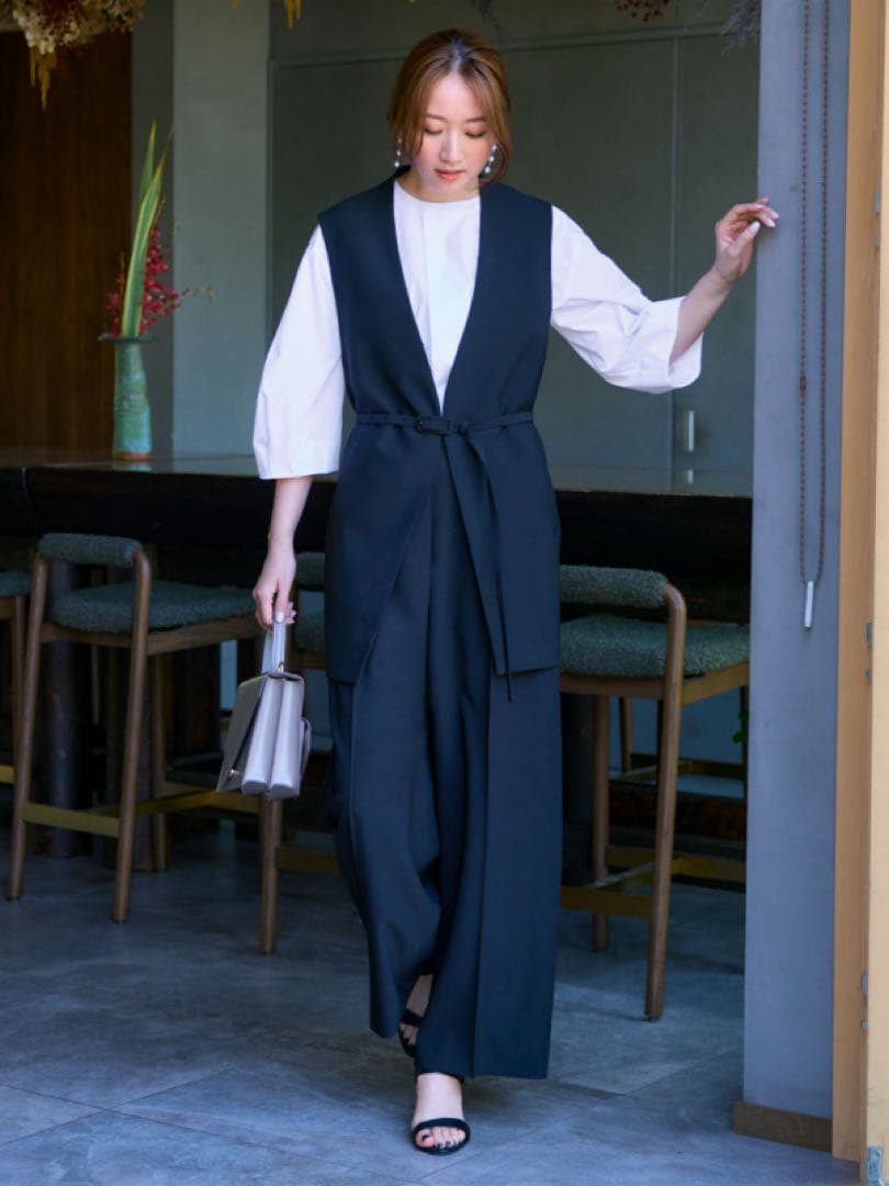 プラステ　ストレッチツイルベルテッドジレ　ブラック　S