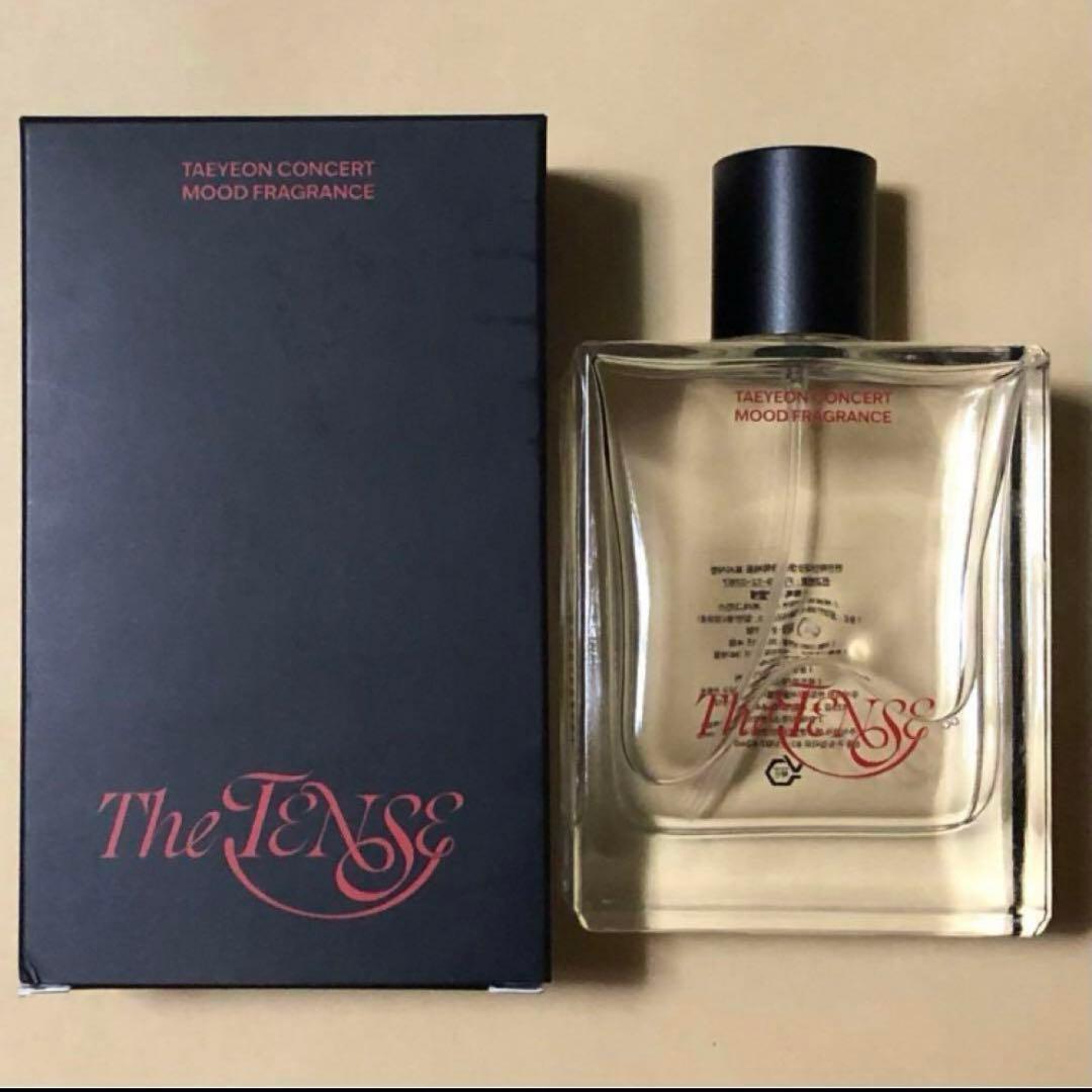 少女時代 テヨン TAEYEON Tense 韓国 香水 トレカ