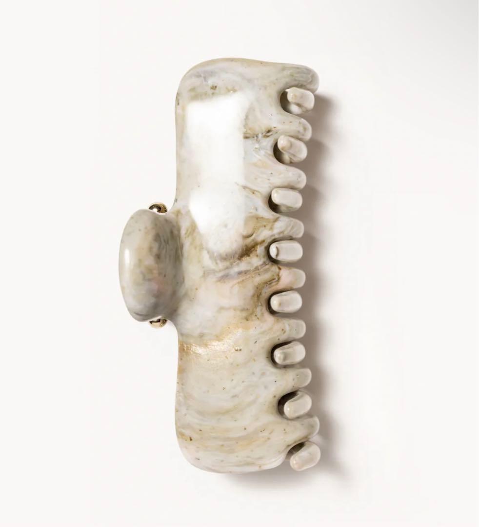 現在完売品！新品未使用　undo ヘアクリップ　NO. 4 CLAW CLIP