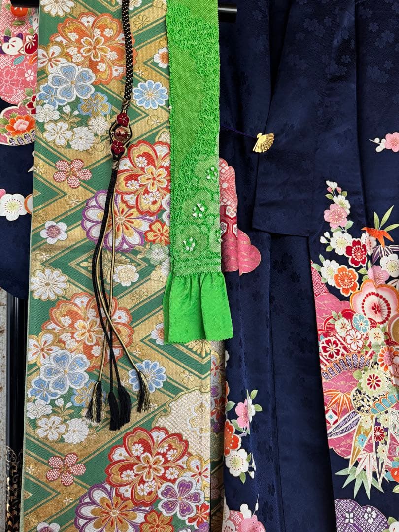 専用です　4点セットLサイズ松竹梅に牡丹菊模様刺繍振袖(684)