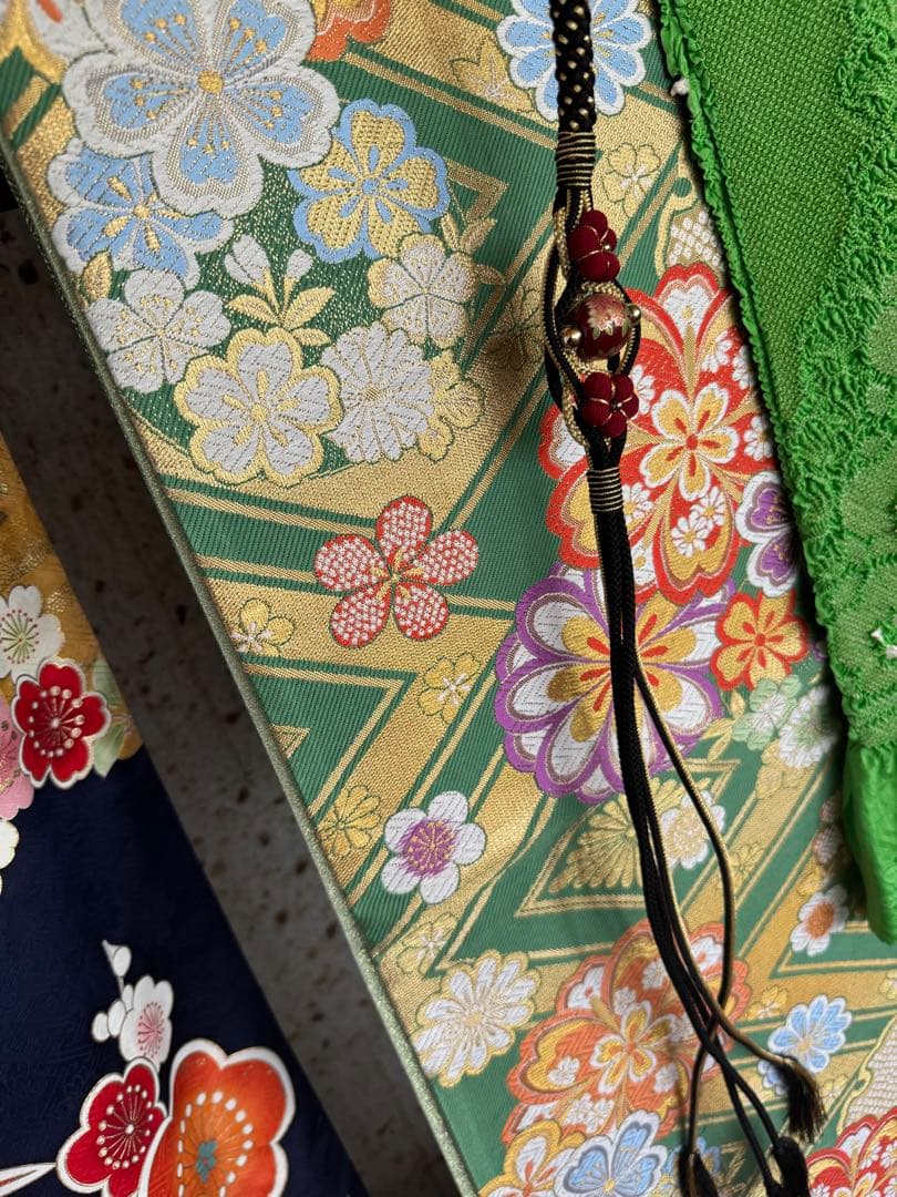 専用です　4点セットLサイズ松竹梅に牡丹菊模様刺繍振袖(684)