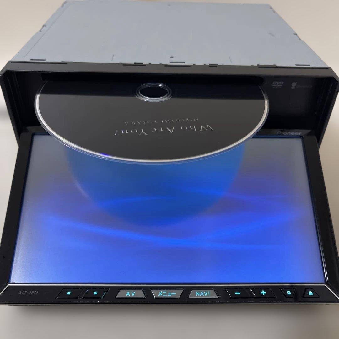 パイオニアカーナビゲーションシステム AVIC-ZH77 と C2R-CHY4