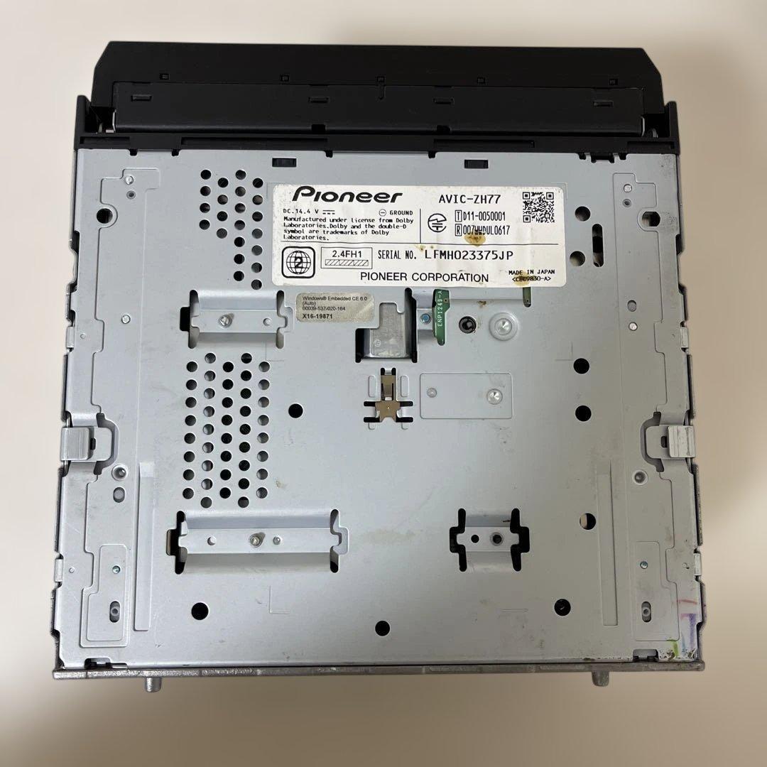 パイオニアカーナビゲーションシステム AVIC-ZH77 と C2R-CHY4