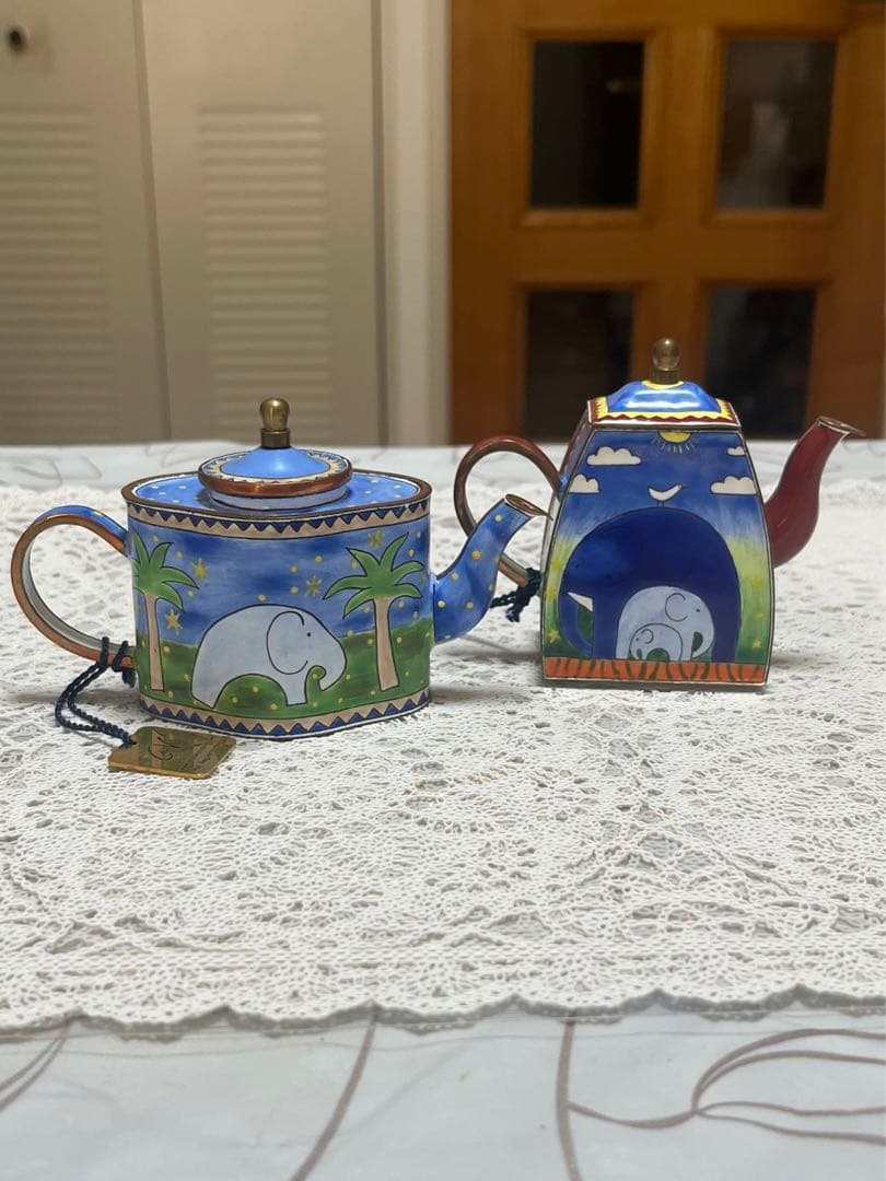 シャルロット ディ ヴィータ　ミニチュアティーポット象のロマンス 2セット