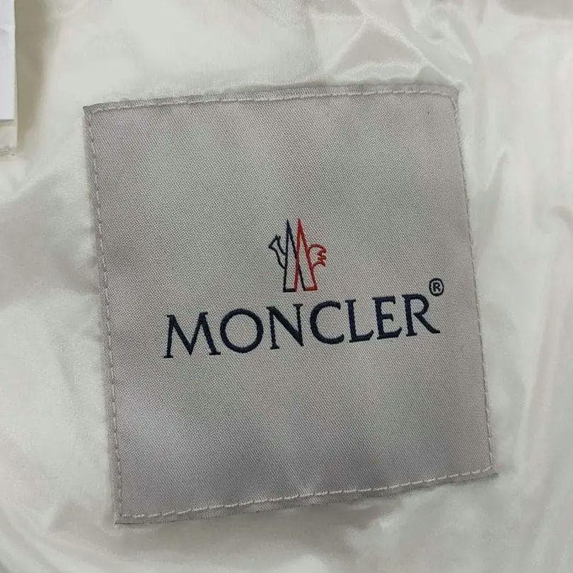 モンクレール ダウンベスト 10A レディースXXS〜XS アイボリー 433