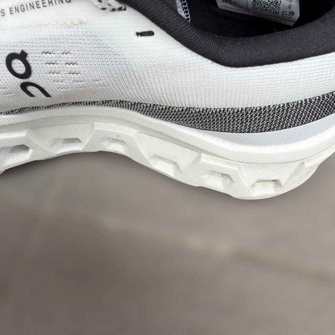 on オン　クラウドモンスター Cloudmonster 2 23.5 箱あり