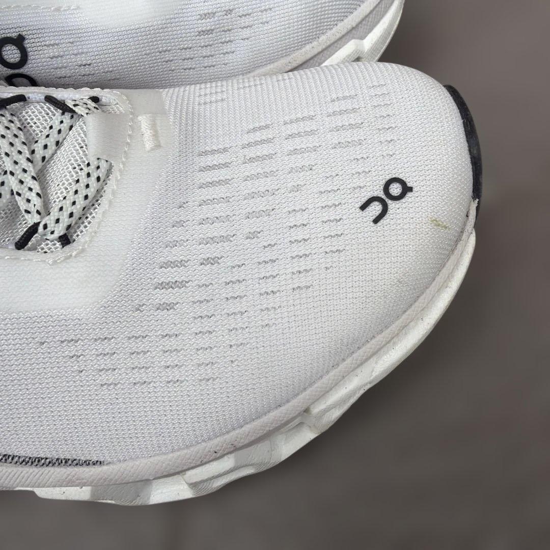 on オン　クラウドモンスター Cloudmonster 2 23.5 箱あり